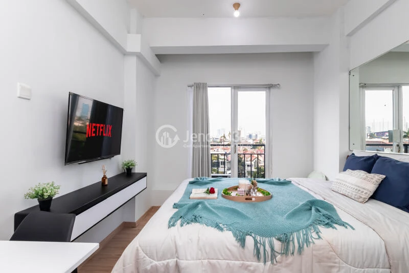 Bedroom Puri Park View Apartment Studio Fully Furnished