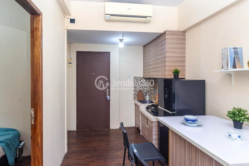 Living Room Middle Floor 2BR Apartment with City View at Puri Park View Apartment