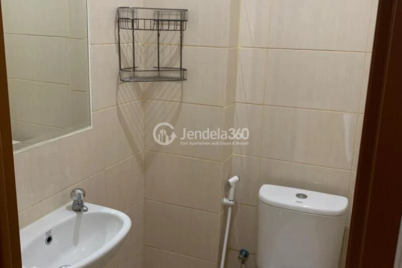 Bathroom Studio Dave Apartment at Tower East
