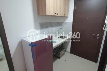 Kitchen High Floor 2BR Apartment with City View at Pacific Garden Apartment