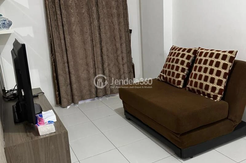 Living Room 1BR Apartment with City View at Signature Park Apartment