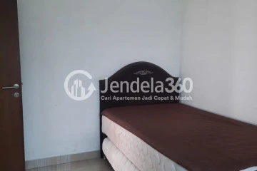 Bedroom Middle Floor 1BR Apartment with City View at Tamansari The Hive