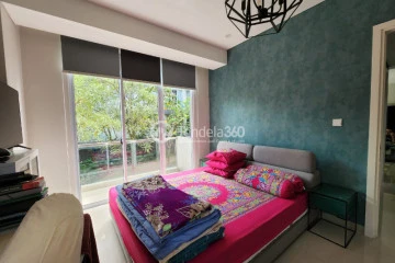 Bedroom Compact 2BR Apartment Low Floor with City View at Rainbow Springs Condovillas