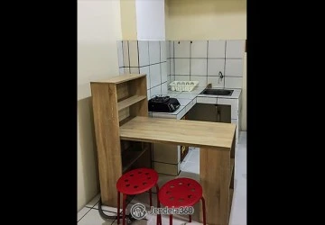 Kitchen East Park Apartment 2BR Semi Furnished