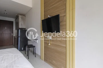 Bedroom Studio Apartment with City View at Springwood Residence