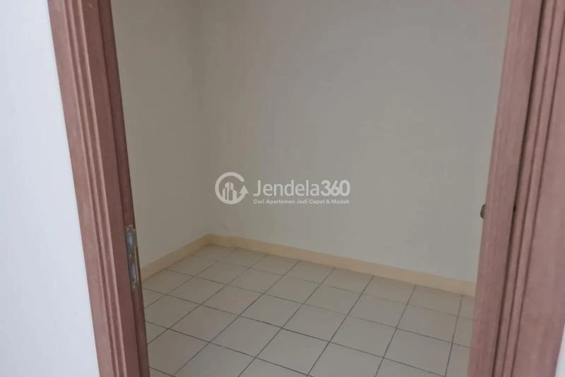 Bedroom 2 Well Located 2BR Apartment Middle Floor with City View at Podomoro Golf View Apartment