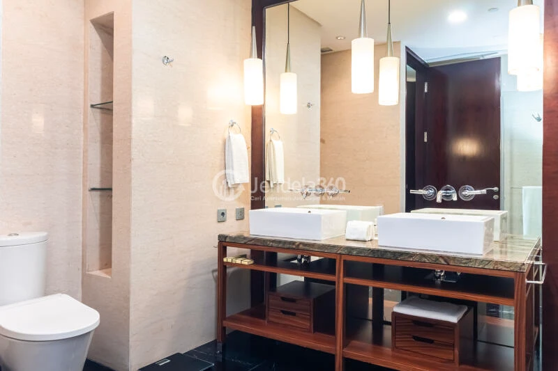 Bathroom Low Floor 2BR Apartment with - View at Shangri-La Residence