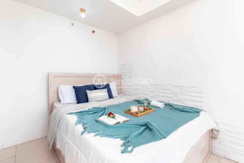 Bedroom 1BR Apartment with City View at Belmont Residence