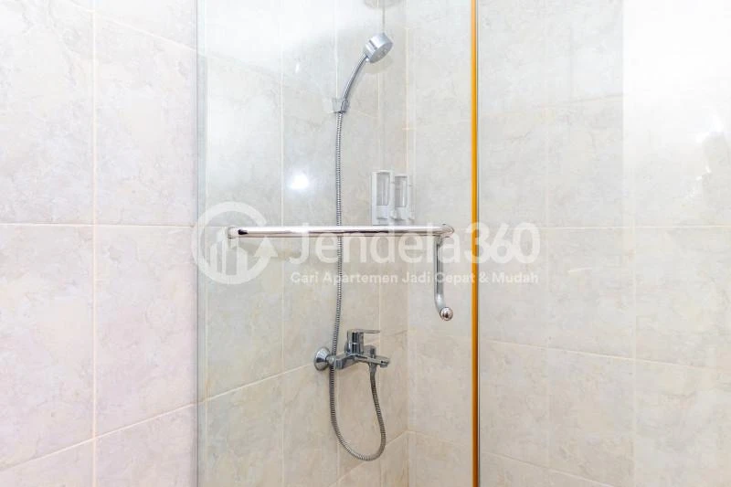 Bathroom Homey Studio Apartment at Tamansari The Hive Middle Floor