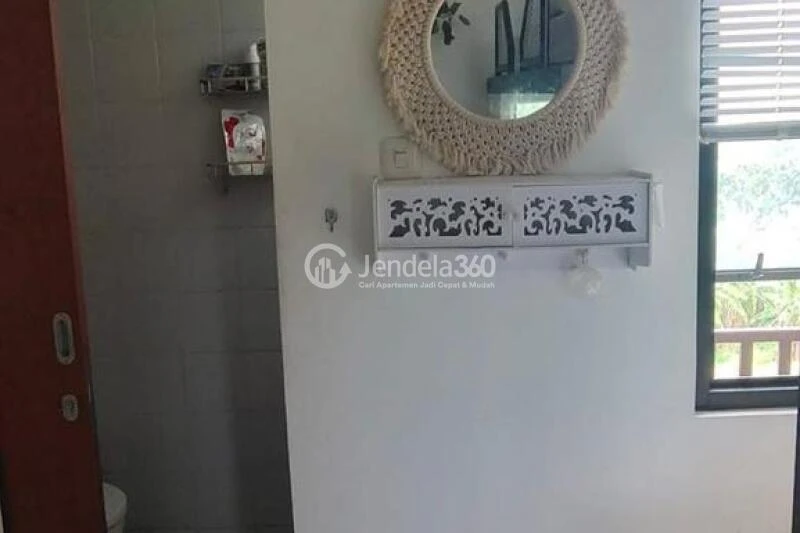 Bathroom Compact Studio Apartment Low Floor with Garden View at EcoHome Citra Raya