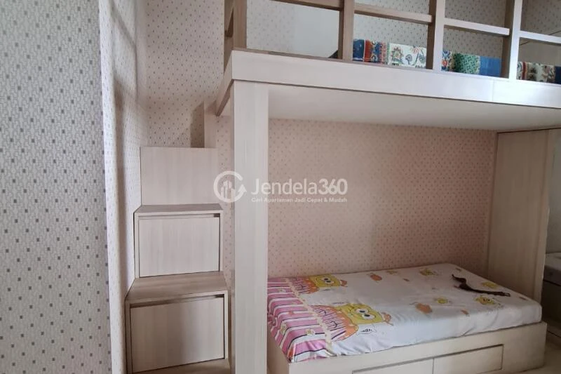 Bedroom Good Deal Studio Apartment Low Floor with  View at Dave Apartment