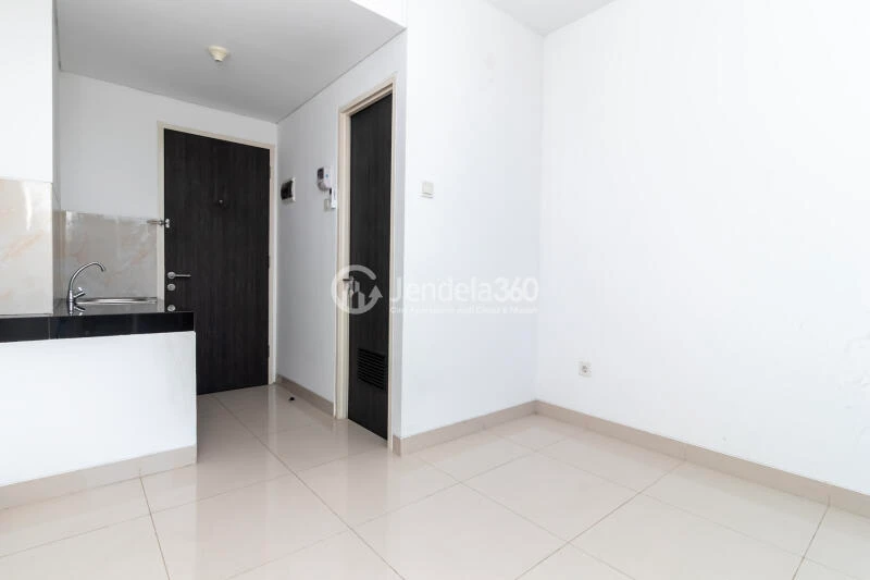 Bedroom Affordable Studio Apartment Low Floor with  View at Serpong Garden Apartment