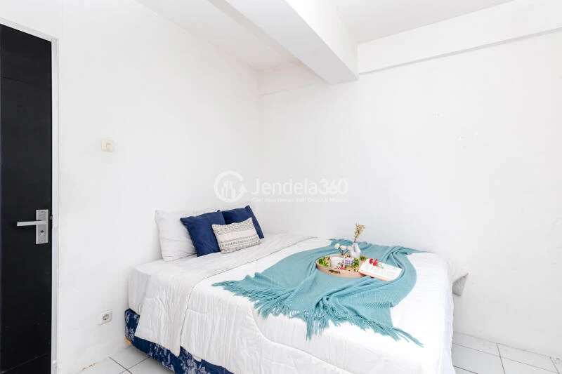 Bedroom 1 Middle Floor 2BR Apartment with City View (Barat) View at Pancoran Riverside Apartment