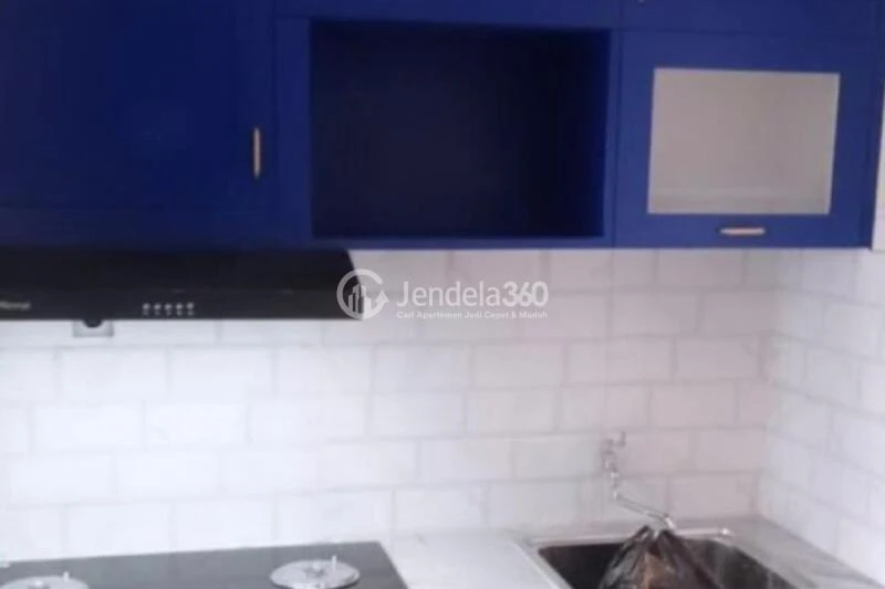 Kitchen 1BR Apartment with City View at Kebayoran Icon Apartment