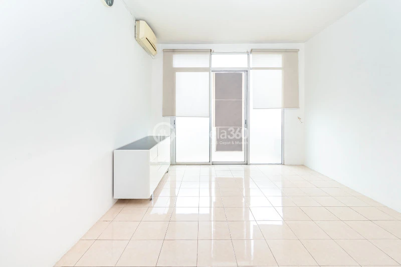 apartment photo