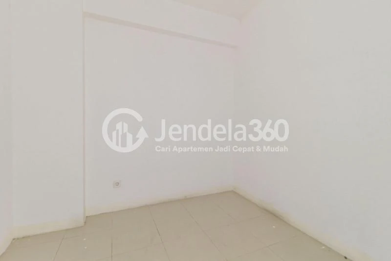 Bedroom 2 Well Located 2BR Apartement at Bassura City 15 Mins to AEON JGC, Non Furnished