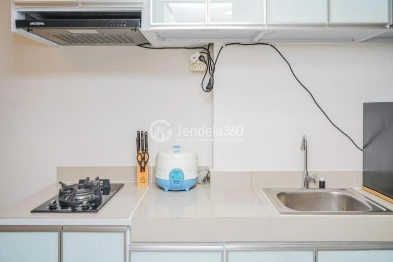 Bedroom Homey Studio Apartment at Parkland Avenue Apartment High Floor