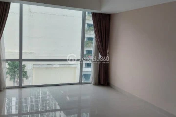 Bedroom Middle Floor Studio Apartment with City View at U Residence Karawaci