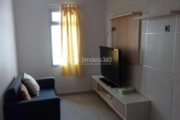 Living Room 1BR Green Lake Sunter Apartment at High Floor