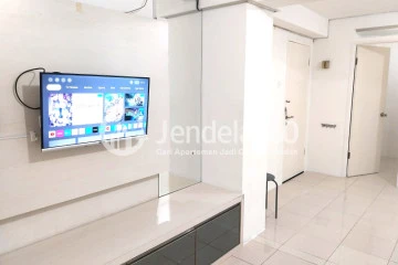 Living Room 3BR Apartment with  View at Kalibata City Apartment
