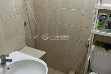 Bathroom Studio Maple Park Apartment at Tower B