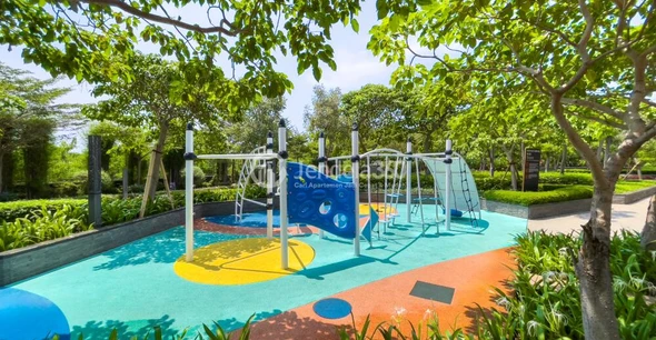 Outdoor Playground - Gold Coast Apartment