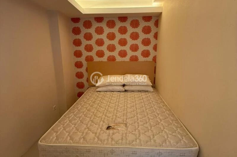 Bedroom Low Floor 1BR Apartment with City View at Kalibata City Apartment