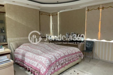 Bedroom Fancy 1BR Suites at Ambassador 2 Apartment High Floor