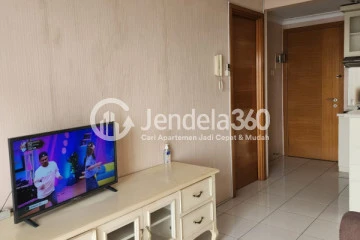 Living Room Low Floor 1BR Apartment with City View at Signature Park Apartment