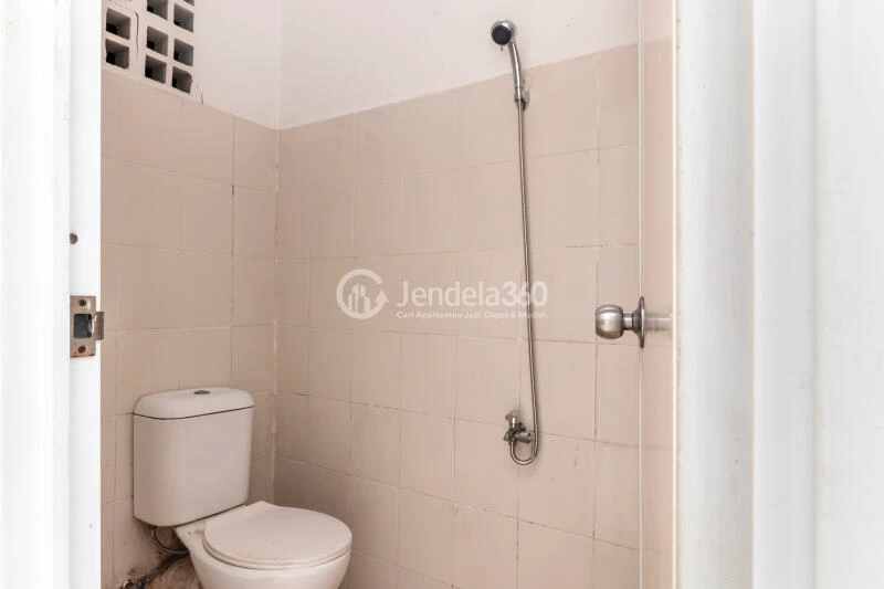 Bathroom Pancoran Riverside Apartment Studio Non Furnished