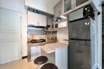 Bedroom Middle Floor 2BR Apartment with  View at Mediterania Garden Residence 1