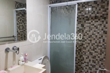 Bathroom 2 Excellent 3BR Apartment at Green Central City Apartment Low Floor
