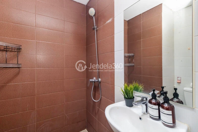 Bathroom Comfortable Studio Apartment at Puri Orchard Apartment Low Floor
