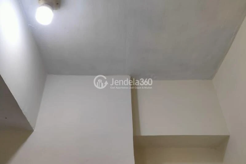 Bedroom Modern Studio Apartment at Casablanca East Residence Low Floor