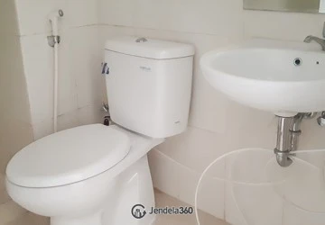 Bathroom Metro Park Residence 2BR Tower Milan