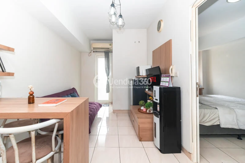 Living Room Low Floor 2BR Apartment with  View at The Springlake Summarecon