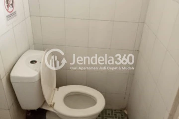 Bathroom Peaceful 2BR Apartment Low Floor with City View at Cibubur Village Apartment