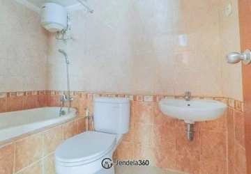 Bathroom Grand Palace Kemayoran 2BR Tower C