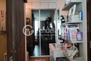 Bedroom 1 Well Furnished 1BR Apartment Middle Floor with City View at AKR Gallery West Residence