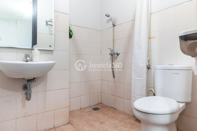 Bathroom Best Deal 2BR Apartment Low Floor with  View at Aspen Residence Apartment