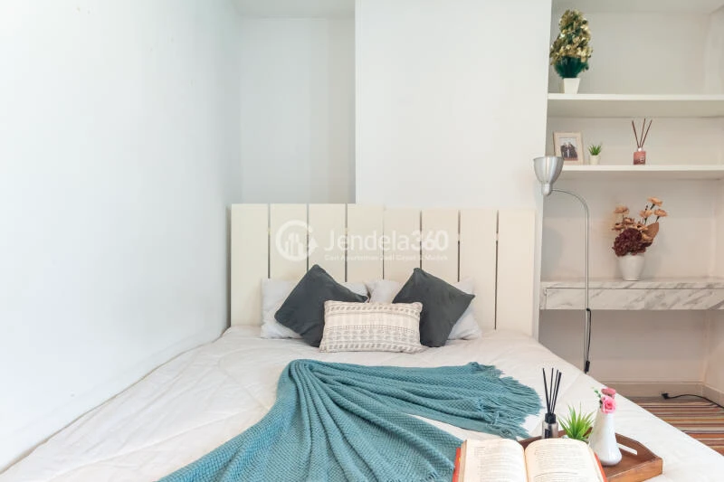 Bedroom The Crest West Vista Puri Studio Semi Furnished