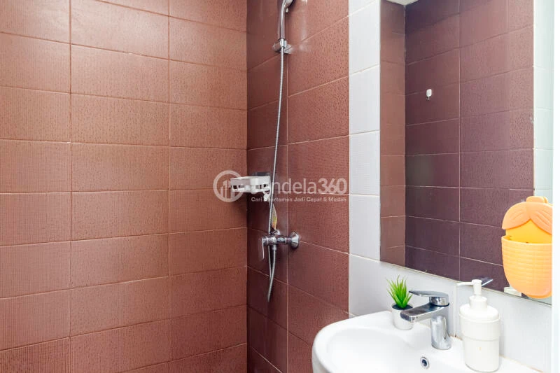 Bathroom Affordable 1BR High Floor Apartment at Puri Orchard Apartment, Fully Furnished