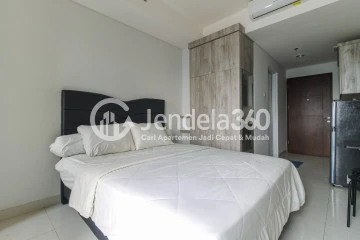 Bedroom Studio Apartment with City View at Springwood Residence