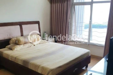 Bedroom 1 3BR Pantai Mutiara Apartment at High Floor