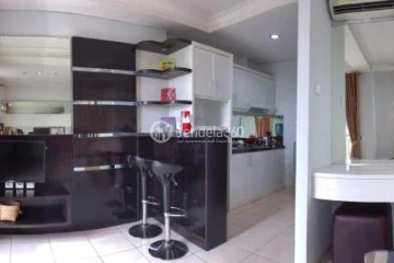 Kitchen Homey Studio Apartment Low Floor with City View at Gardenia Boulevard Apartment