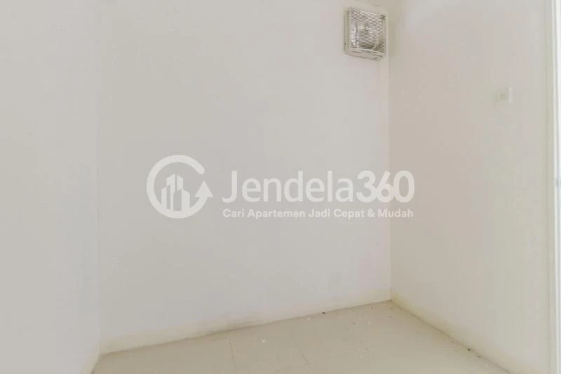 Bedroom 2 Well Located 2BR Apartement at Bassura City 15 Mins to AEON JGC, Non Furnished