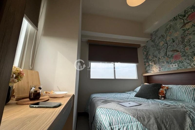 Bedroom 1 2BR Parkland Avenue Apartment at Low Floor