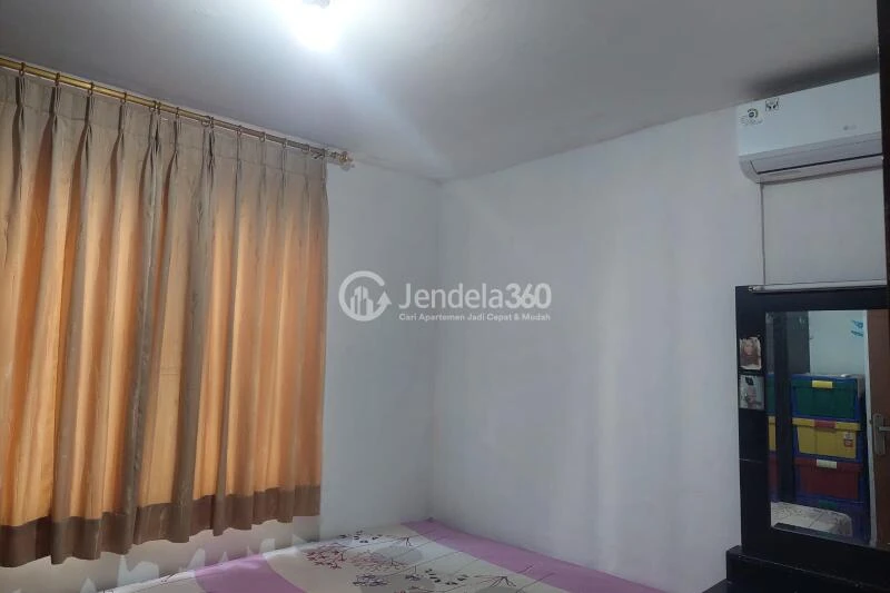 Bedroom 2BR Apartment with  View at Laguna Pluit Apartment