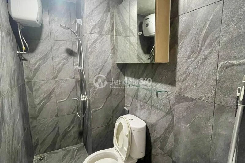 Bathroom High Floor Studio Apartment with  View at Westmark Apartment