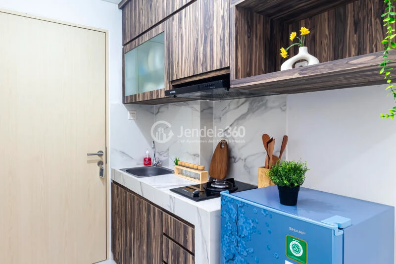Kitchen Studio The Parc SouthCity Apartment at Low Floor